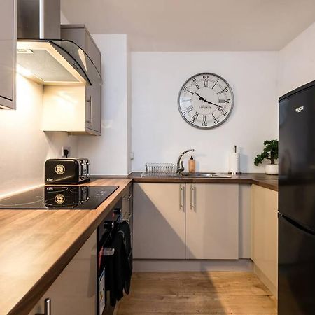 Liverpool City Centre - Fabulous 3 En-Suite Bedrooms - Sleeps 10 People 外观 照片