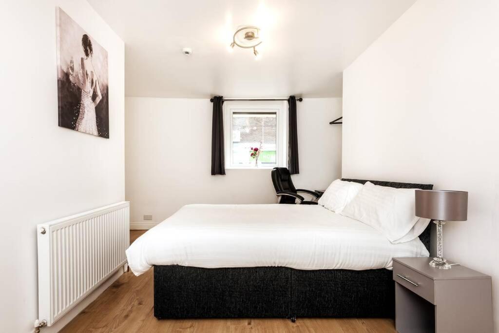 Liverpool City Centre - Fabulous 3 En-Suite Bedrooms - Sleeps 10 People 外观 照片
