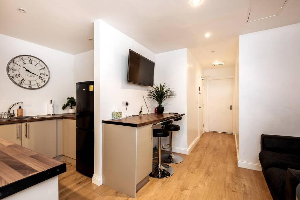 Liverpool City Centre - Fabulous 3 En-Suite Bedrooms - Sleeps 10 People 外观 照片
